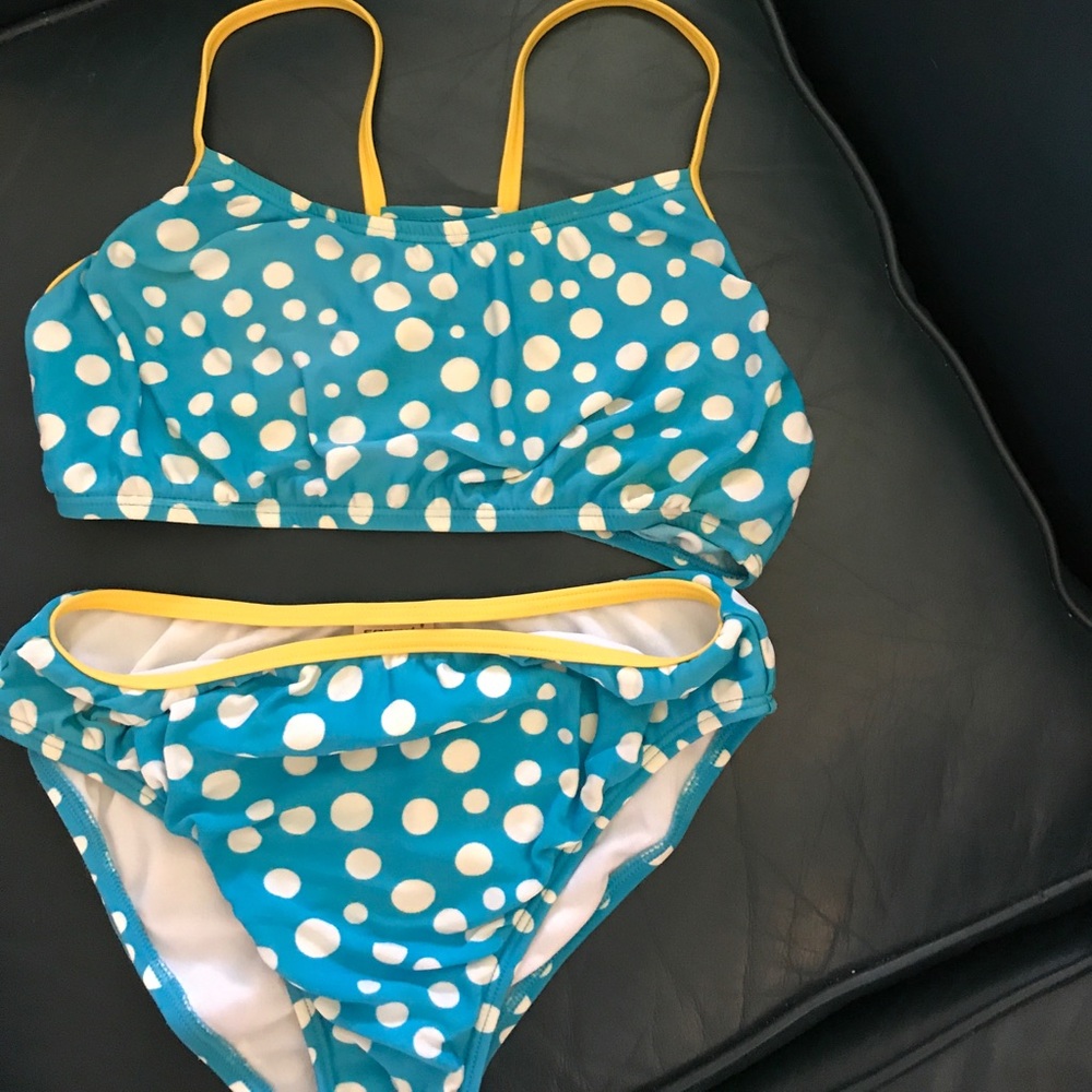 Girls swimsuit