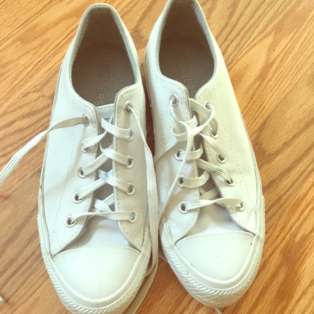 White converse
