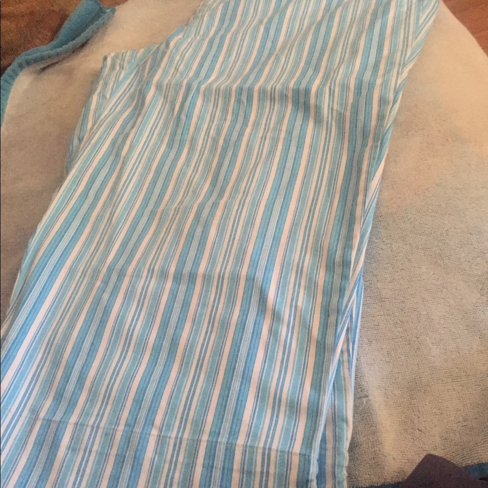 Stripped capri pants