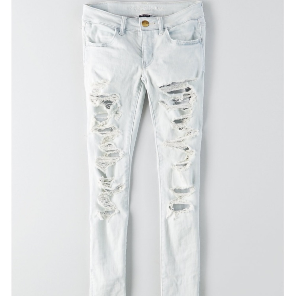 American eagle outfitters ripped jeans