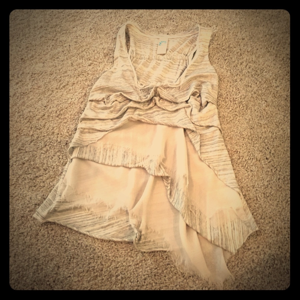 Layered tank