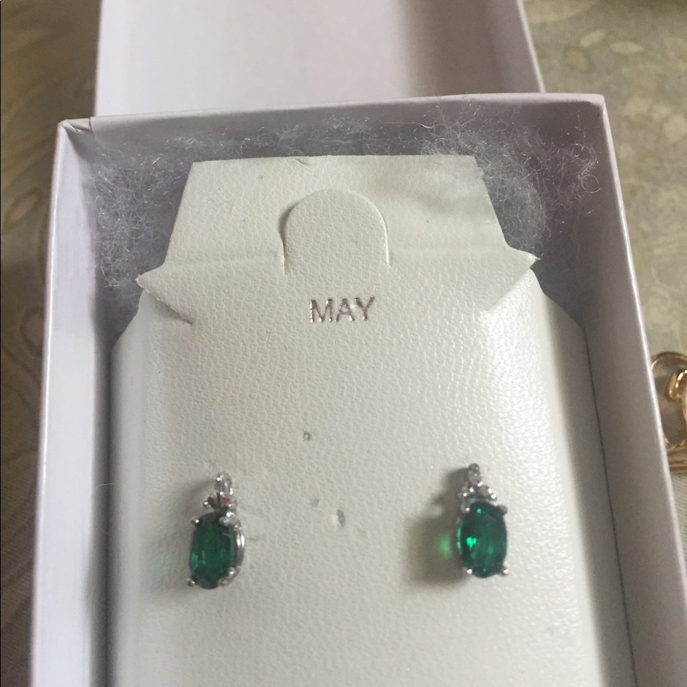 May birthstone Emerald and diamond 925 silver stud