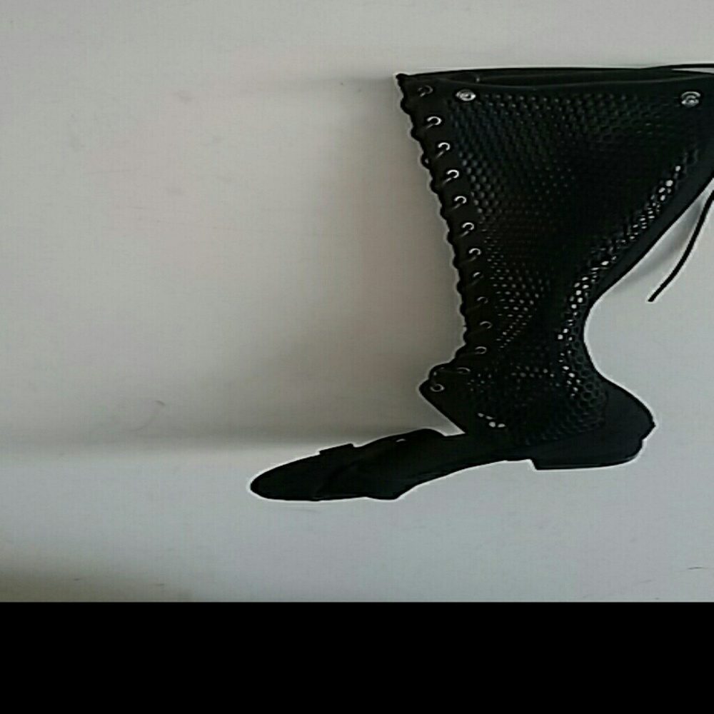 WOMENS GLADIATOR MESH BOOTS VERY NICE