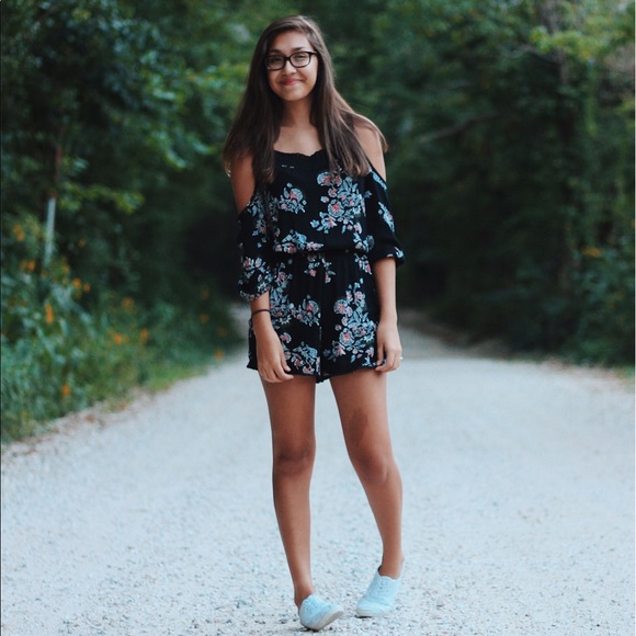 Meet your Posher, Sandra - Picture 1 of 1