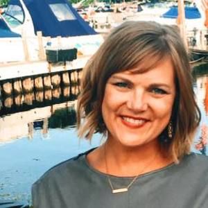Meet your Posher, Jennifer