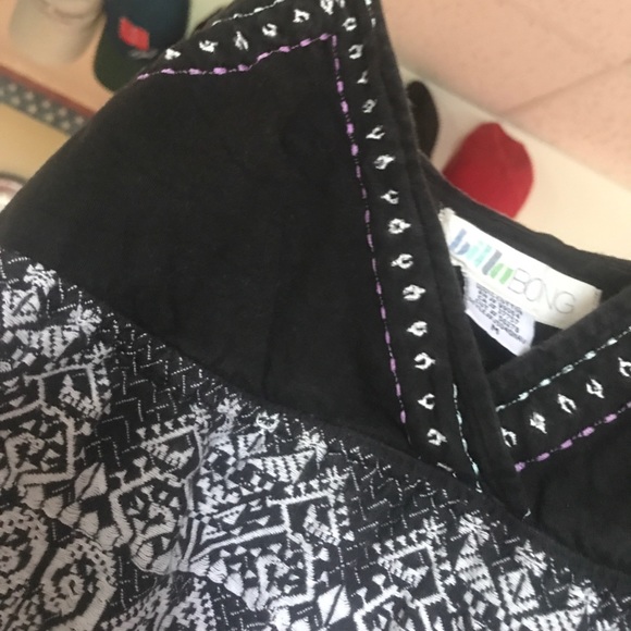 Tank Top - Picture 4 of 5