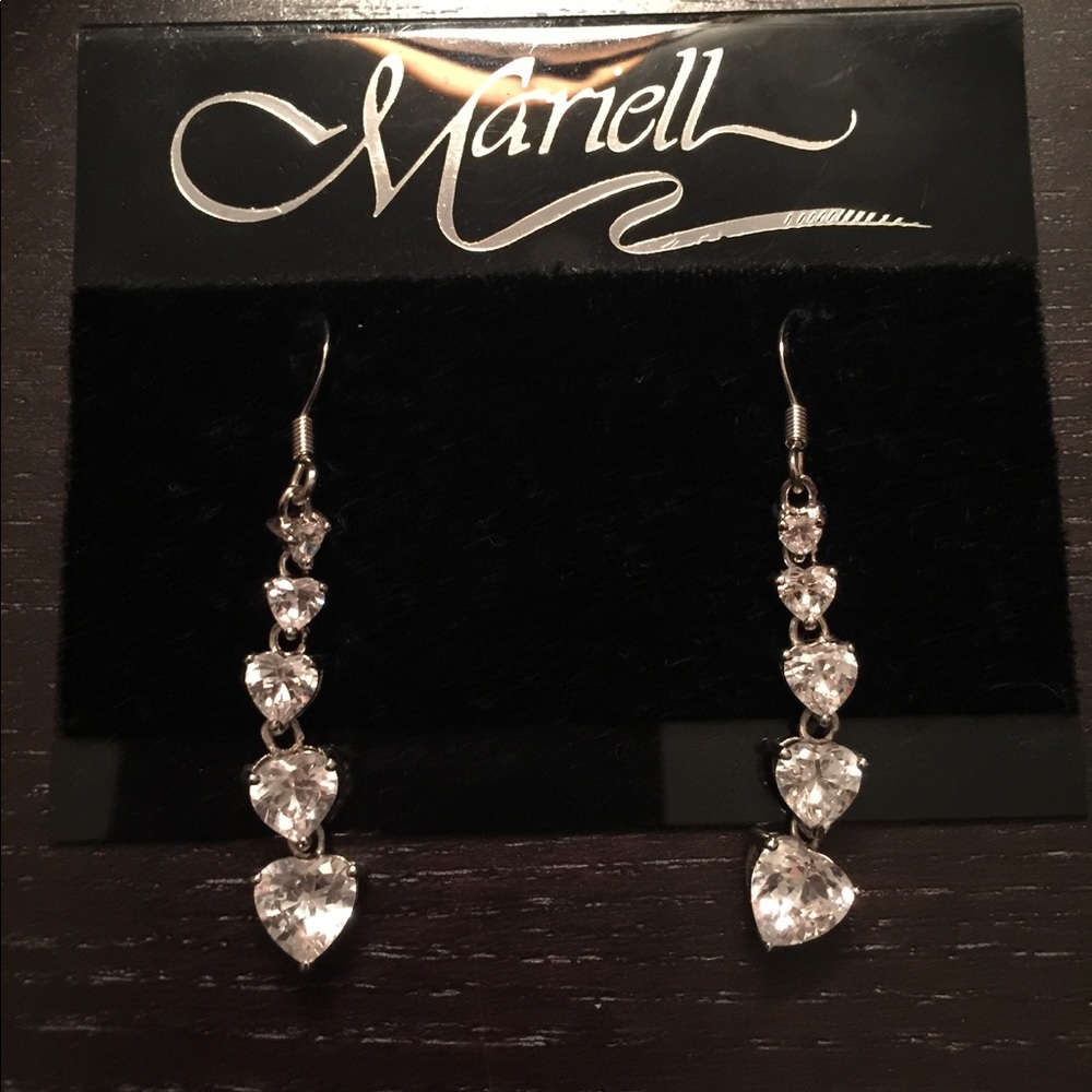 Heart♥️ drop earrings