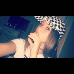 Meet your Posher, Madison