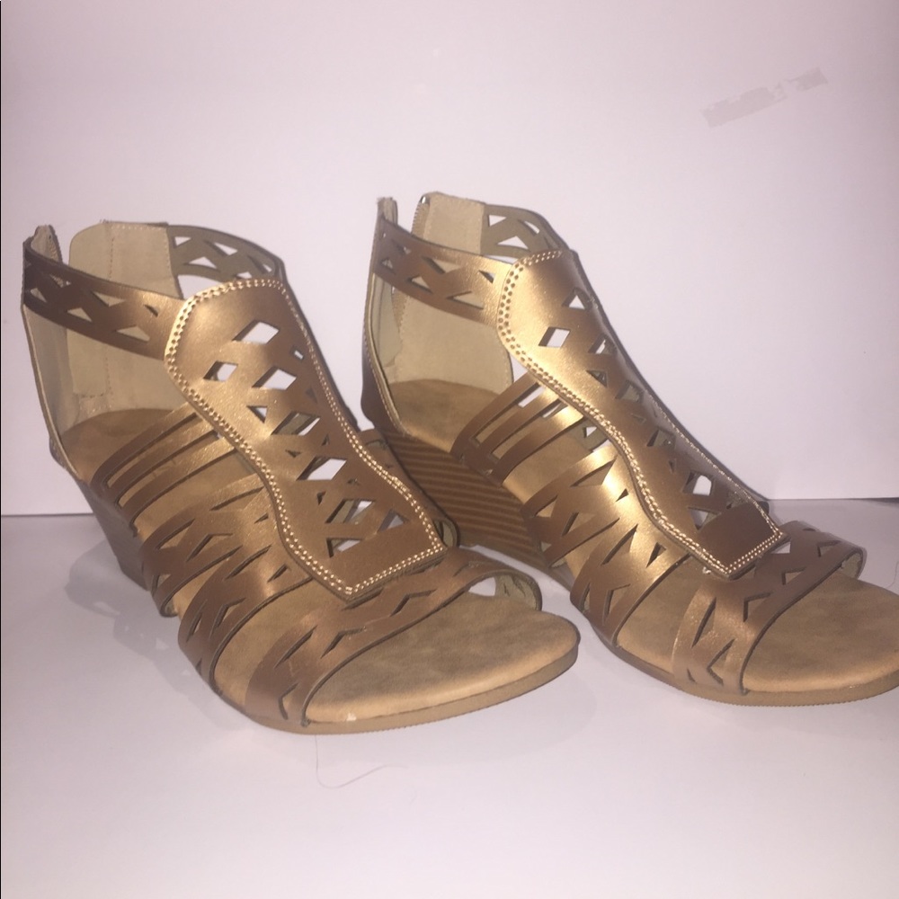 bronze gold metallic wedges