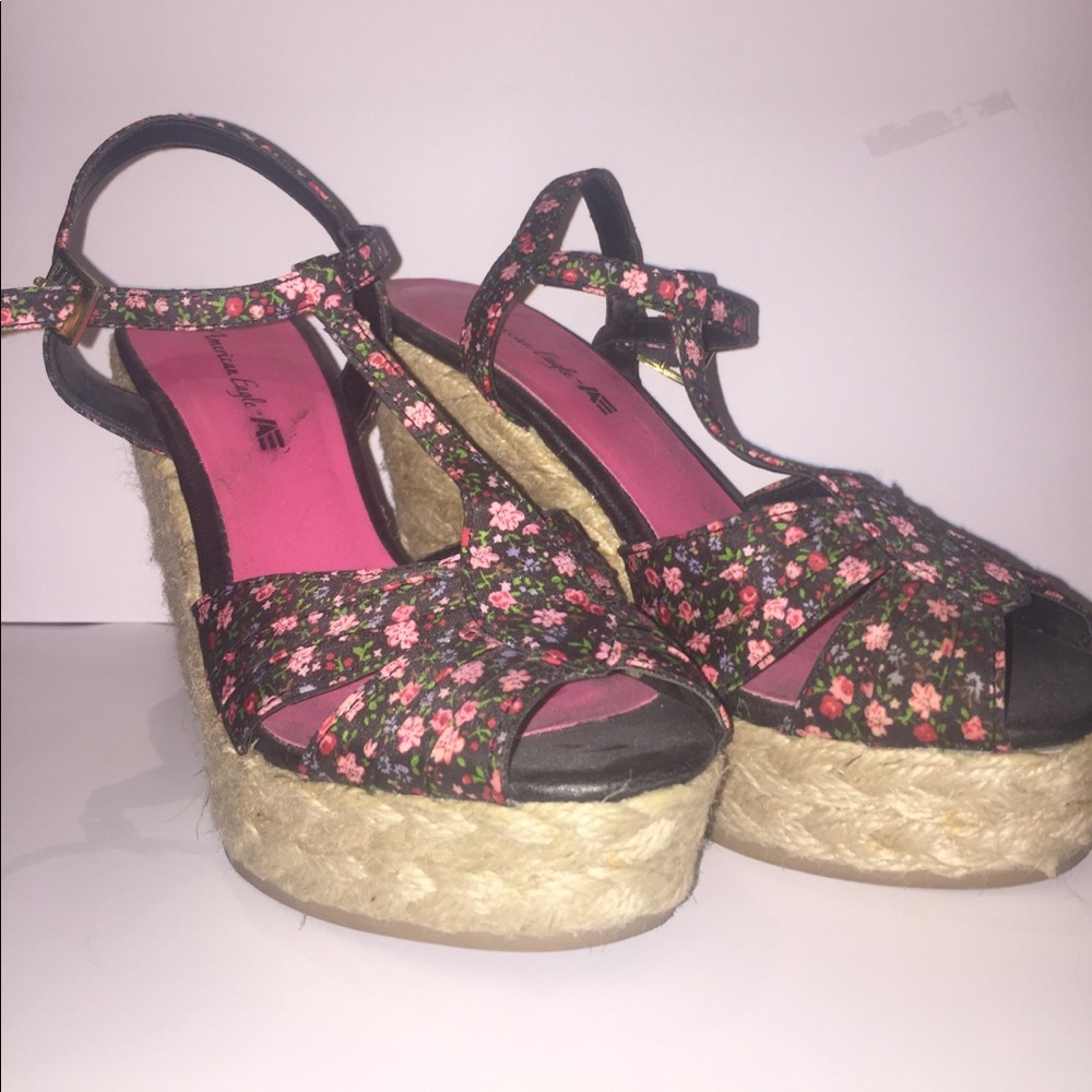 floral wedges