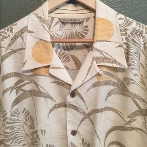 Men's casual shirt