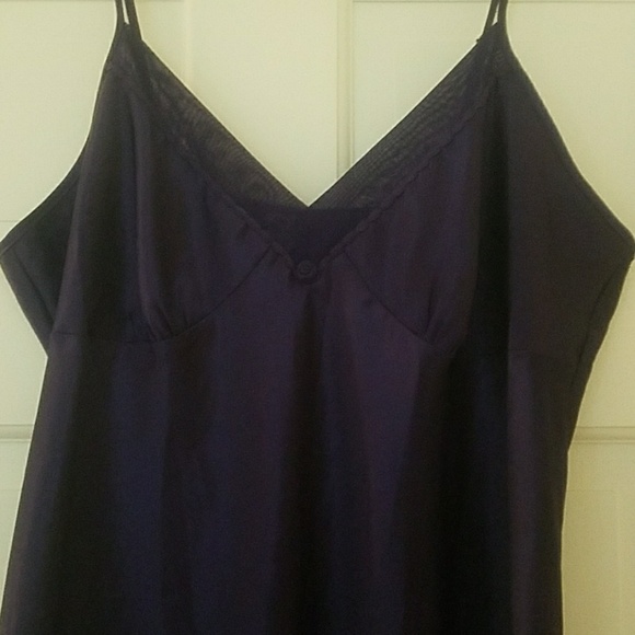 Liz Claiborne Other - 💥FINAL PRICE💥  Deep Purple Chemise.