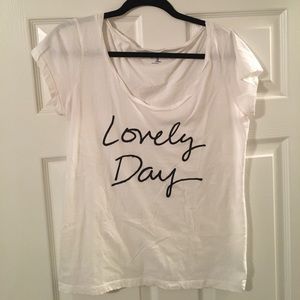GAP Tee "Lovely Day"