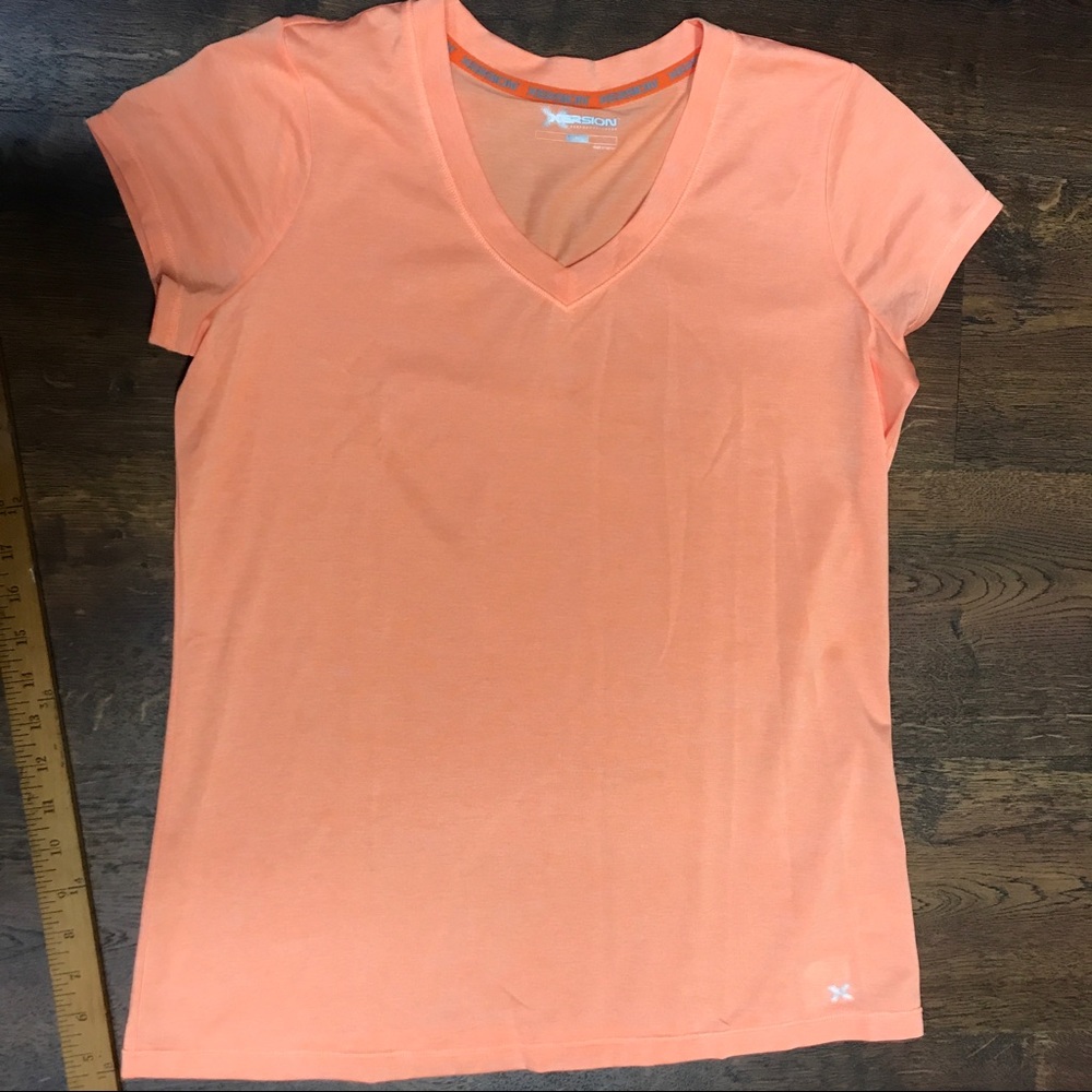 Active wear short sleeve top