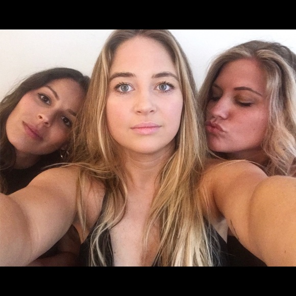 Meet your Posher, Jessica - Picture 3 of 7