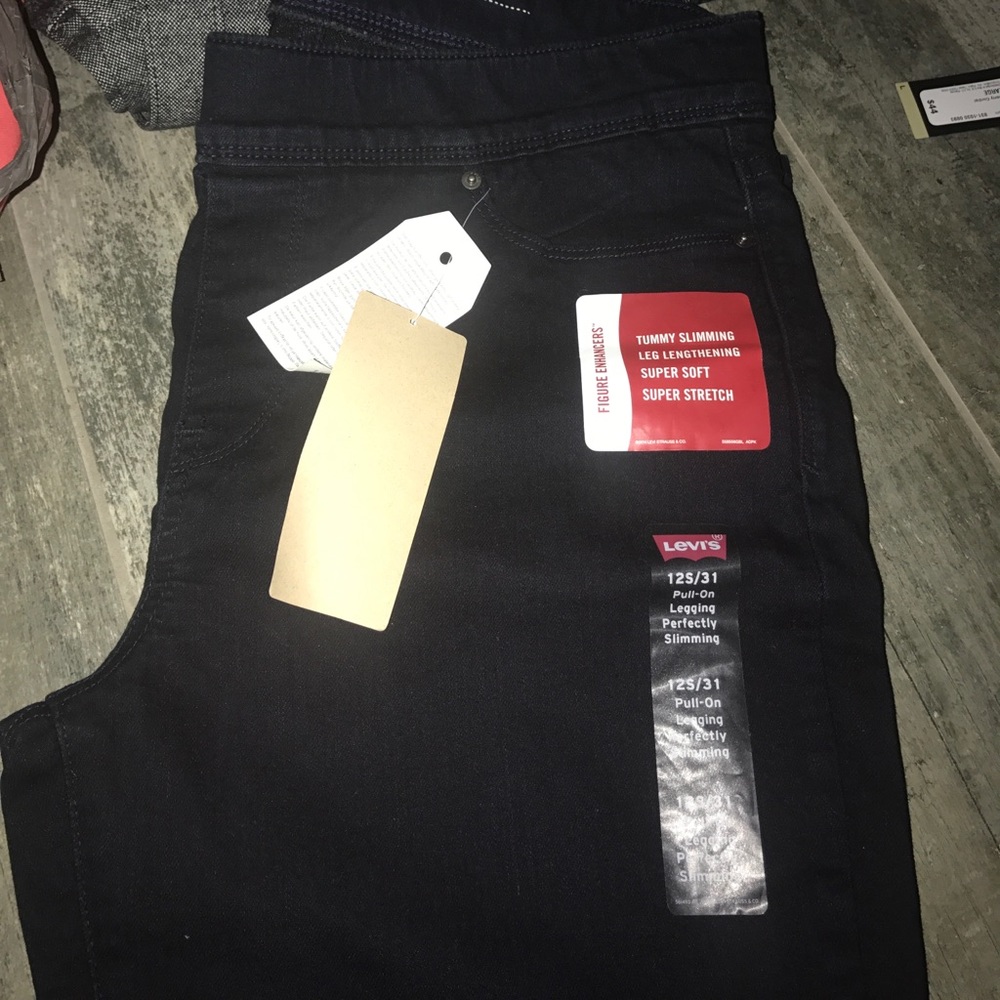 Levi's pull on jeans