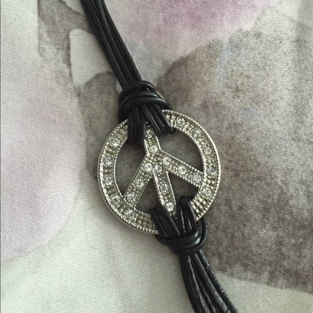 Fun peace sign bracelet