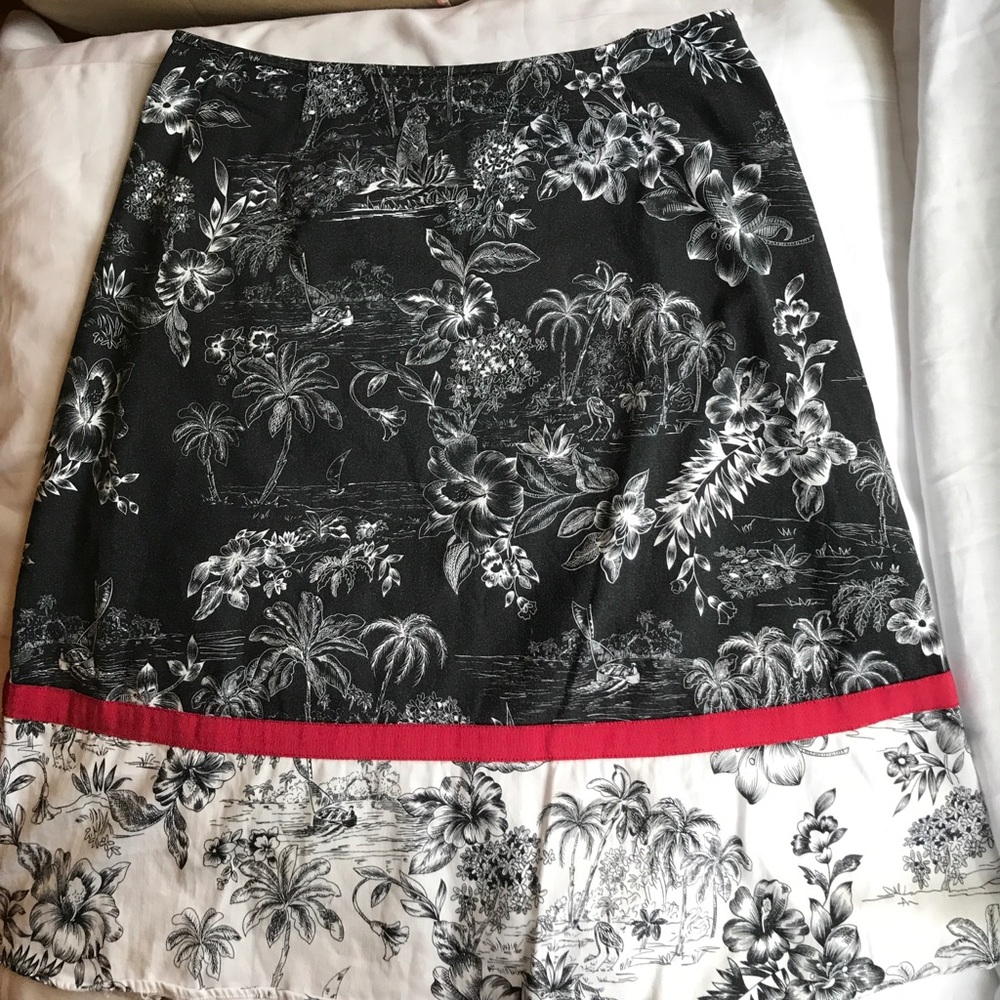 Van Heusen Women's Tropical Skirt Size 6