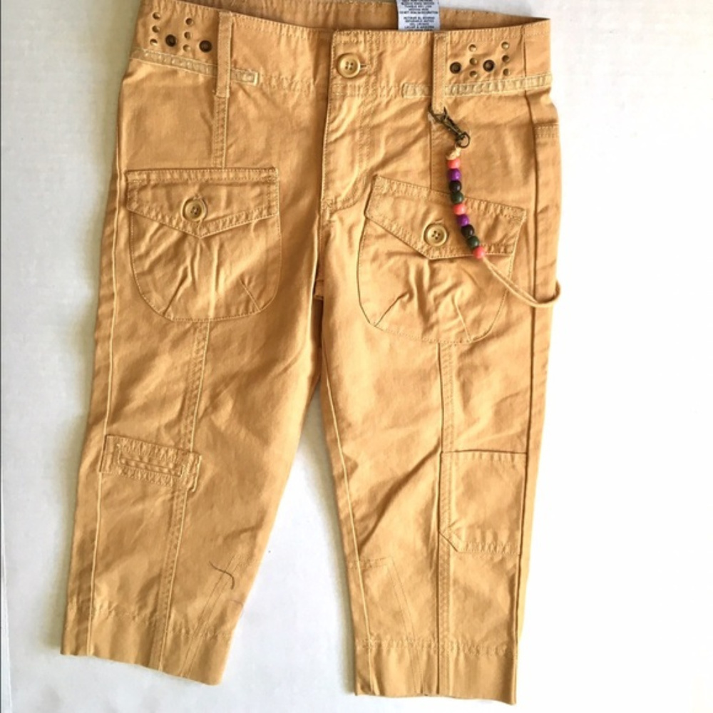 3 for $15 NWT Mary-Kate & Ashley Khaki Capris