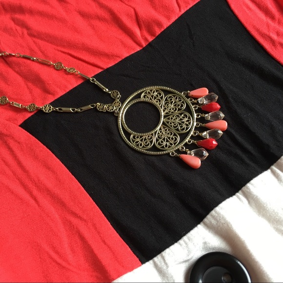 x2HP🌹 {Vintage} Gypsy Pendant Statement Gold Tone - Picture 2 of 8