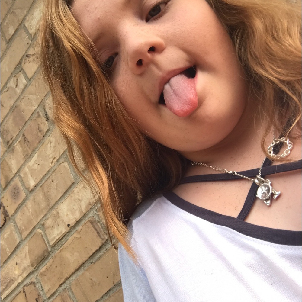 Meet your Posher, Natalie