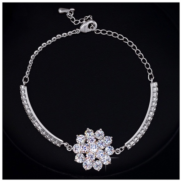 Swarovski Crystals Galina Starburst Bracelet - Picture 4 of 6