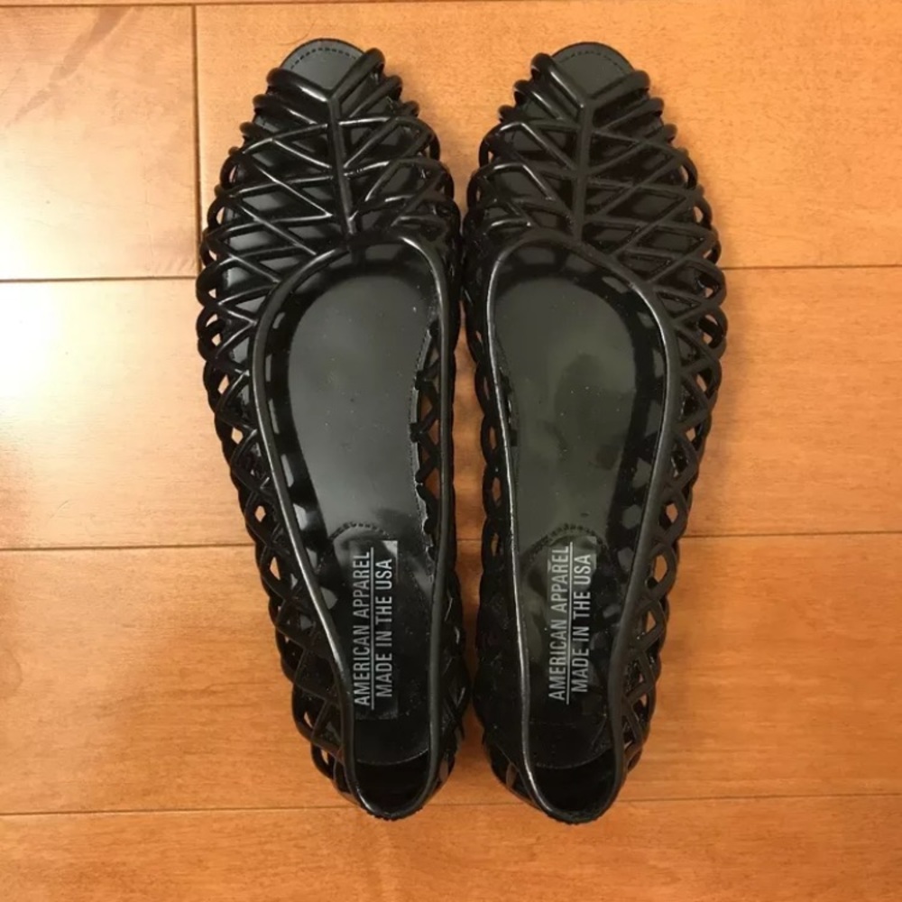 American Apparel Black Lattice Flat Sandal