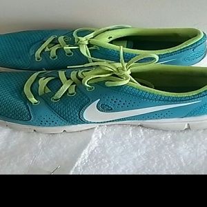WOMENS NIKE SPORT SHOES SNEAKERS