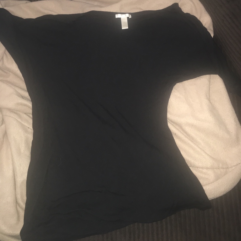 Women's batwing style shirt. Good condition.