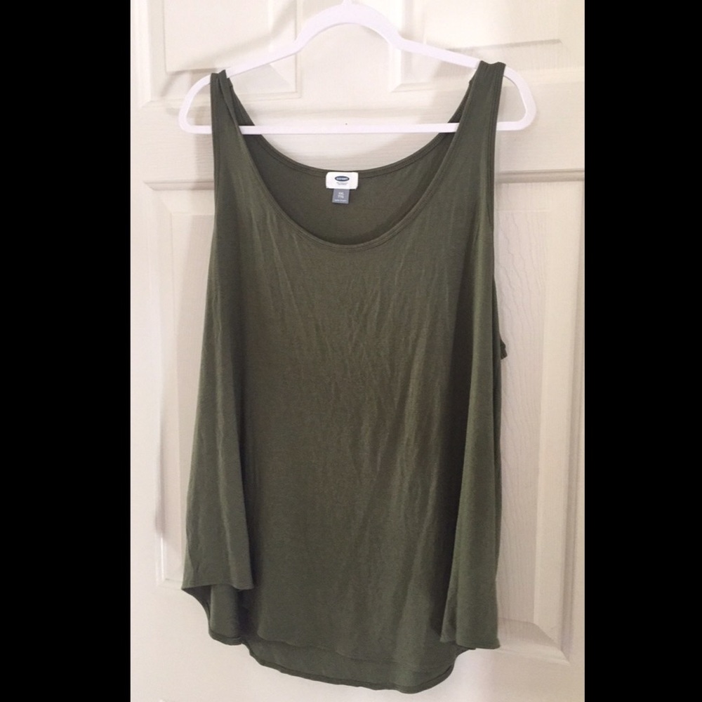 Old Navy Scoop Neck Swing Tank NWOT