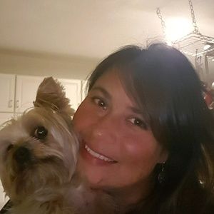 Meet your Posher, Deborah