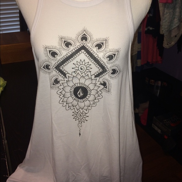 Volcom Tops - Volcom tank top