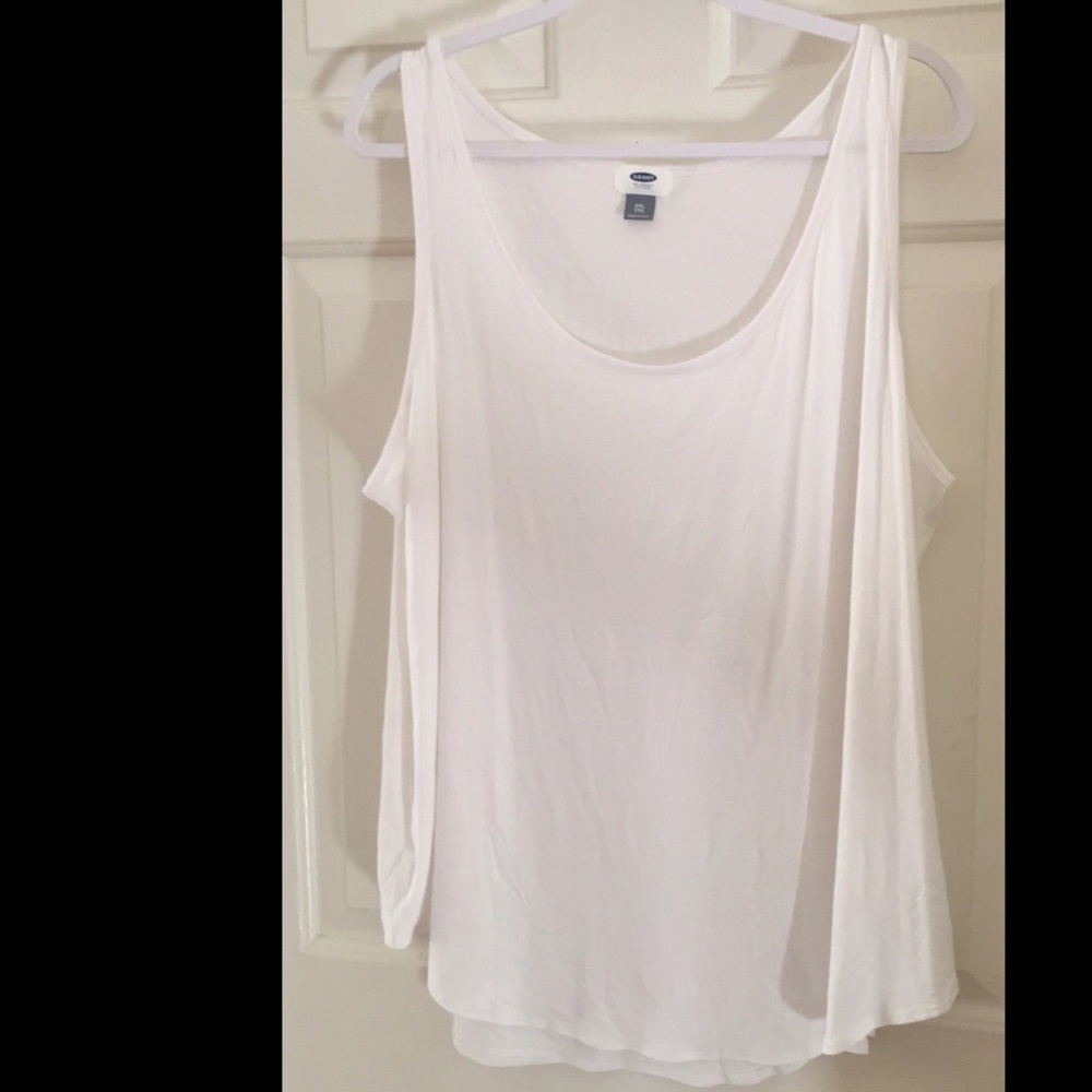 Old Navy Scoop Neck Swing Tank NWOT