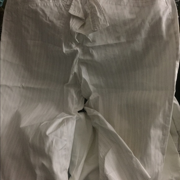 Capri pants - Picture 2 of 6