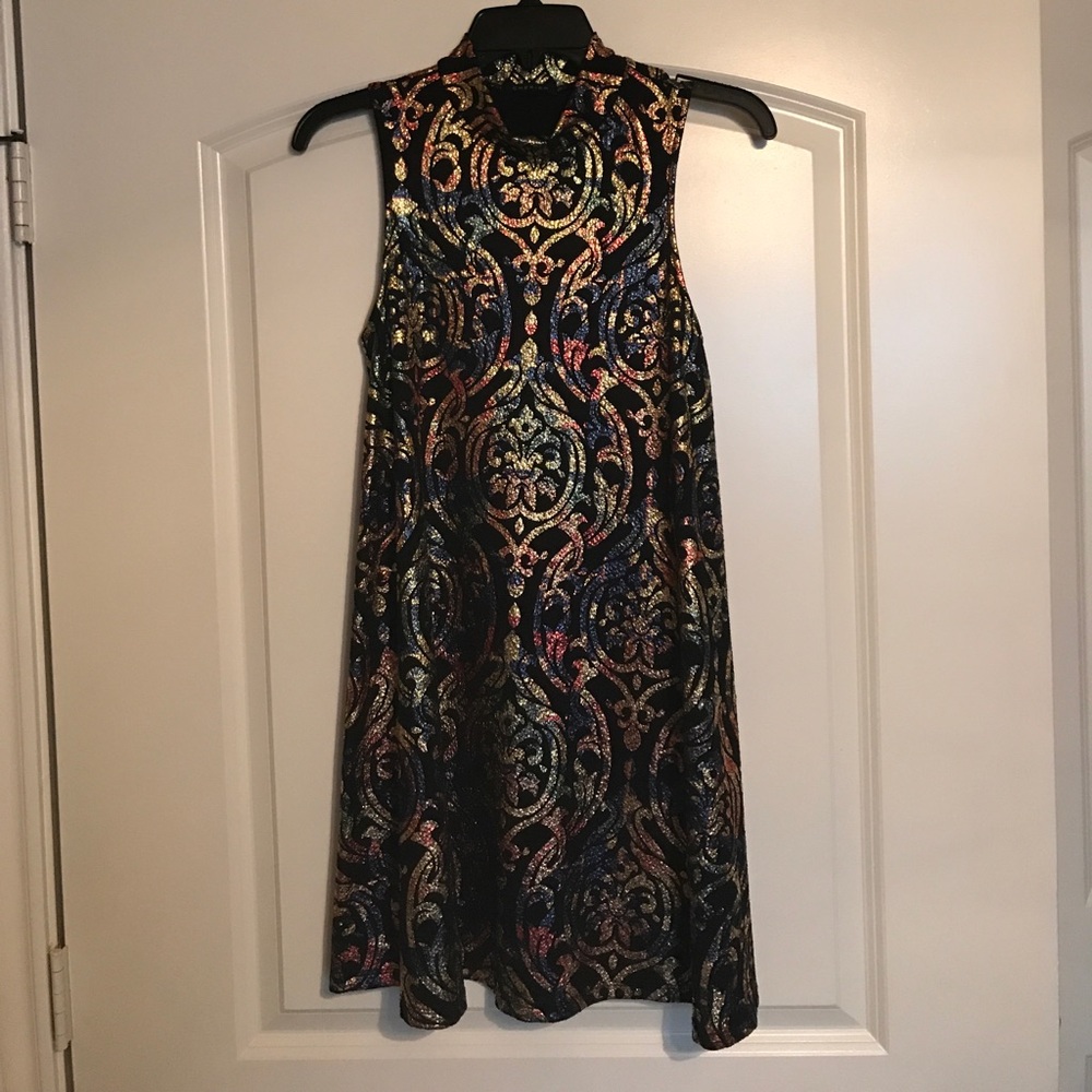Perfect party dress! Size small