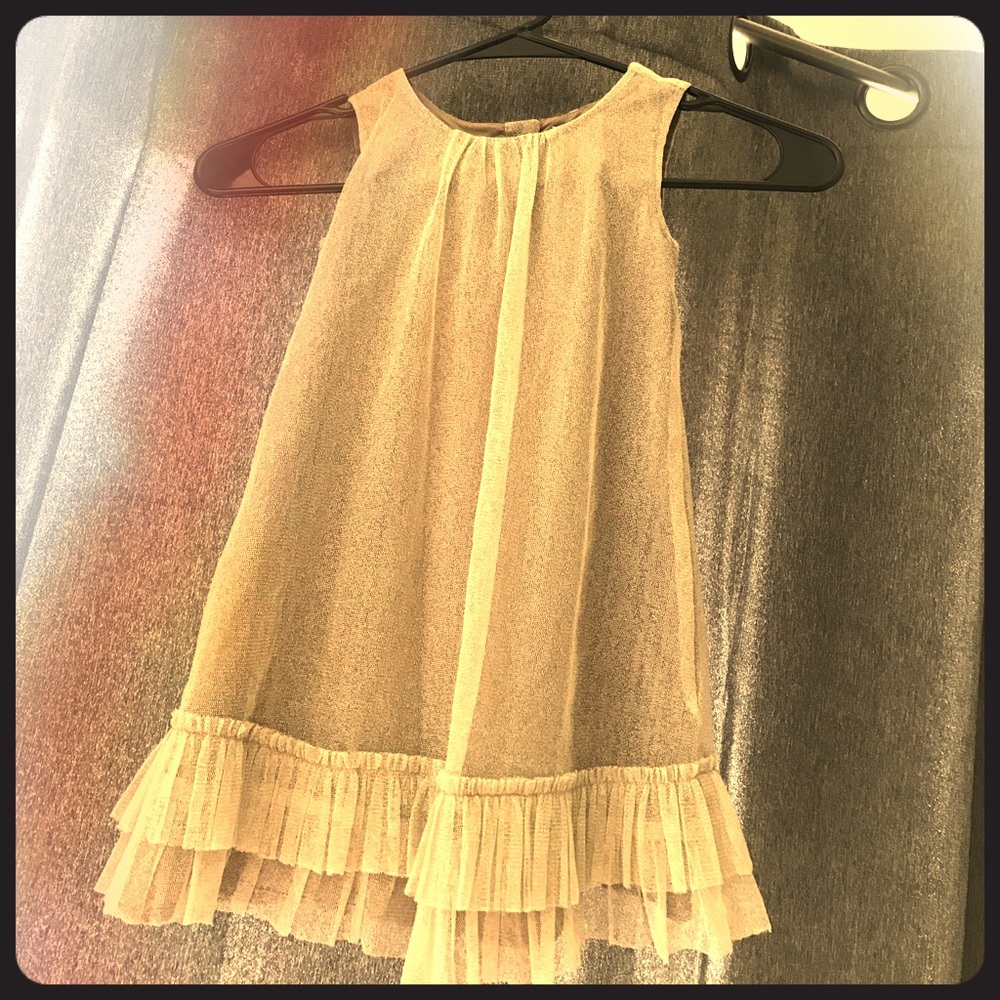 Size 4T Jillian's Closet dress in dazzling silver!