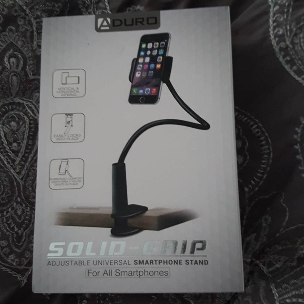 Smartphone stand