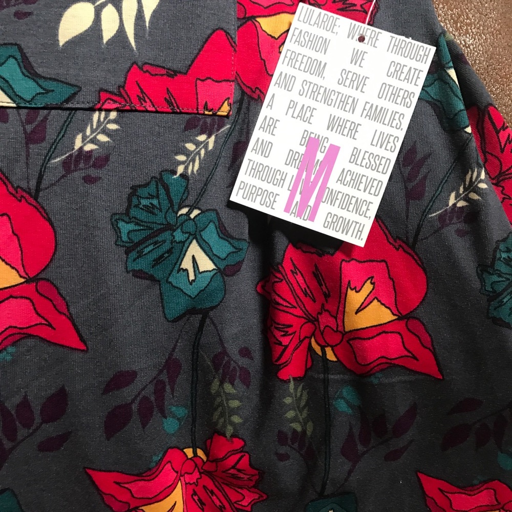Lularoe Carly