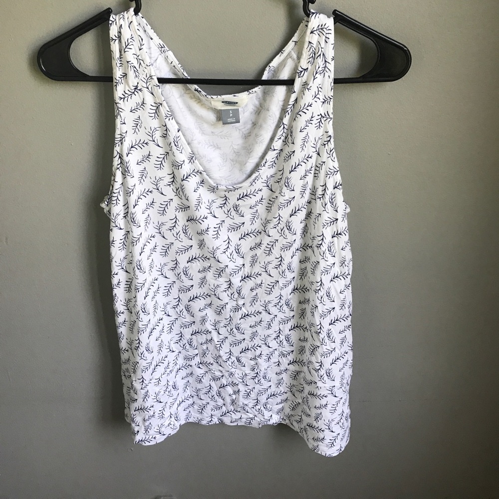 Cute old navy tank