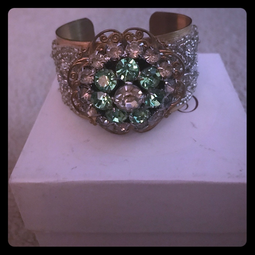 Vintage looking cuff