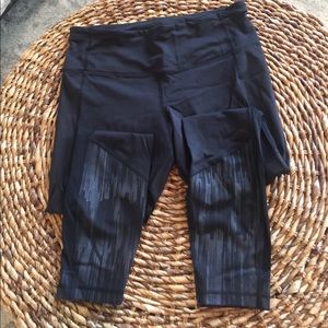 Lululemon full length size 10