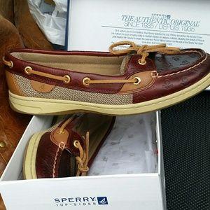 Boat shoes