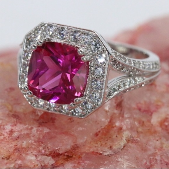 Pink CZ ring - Picture 1 of 1