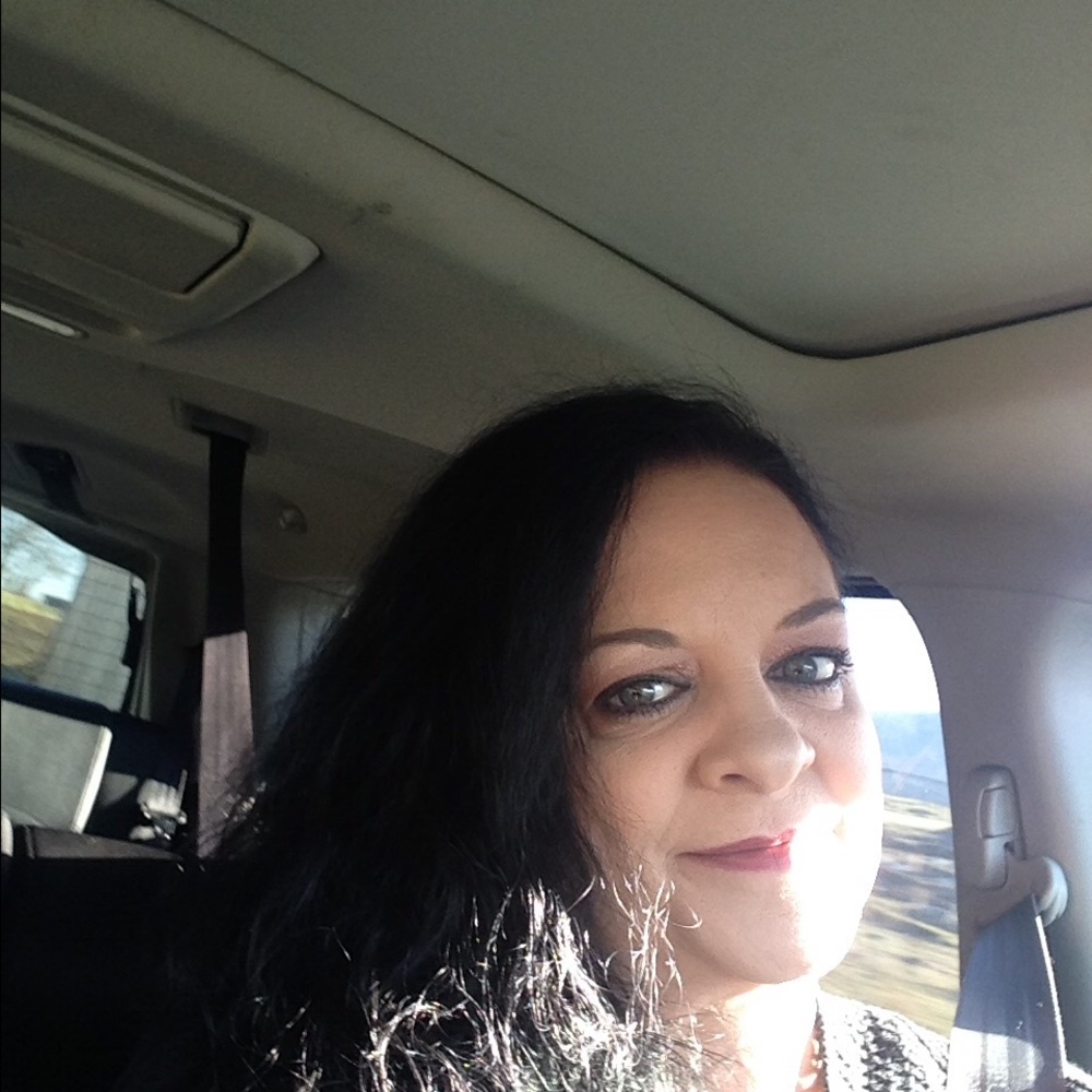 Meet your Posher, Teresa