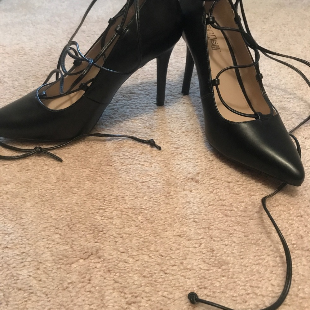 Heels - Picture 2 of 3