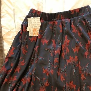 Lularoe XS Madison (fall colors)
