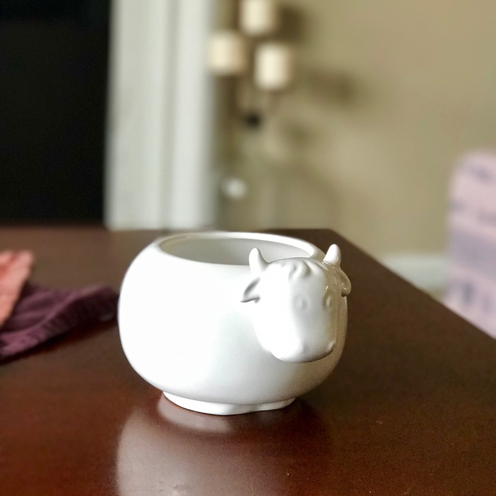 Ceramic Cow- Often paired w/ Rae Dunn