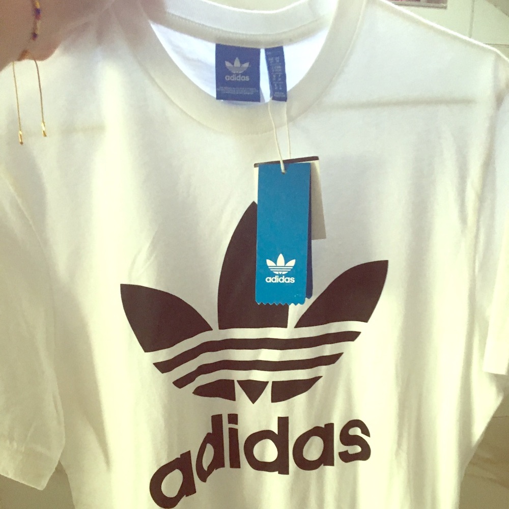 White Adidas t-shirt