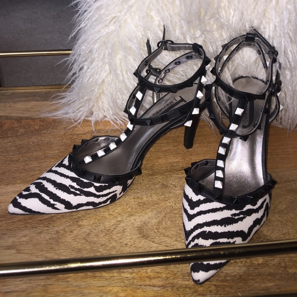 NWT J Renee zebra print stud heel