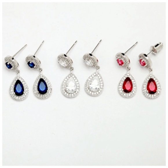 💕 Swarovski Crystals Kasidy  Red Earrings - Picture 2 of 5